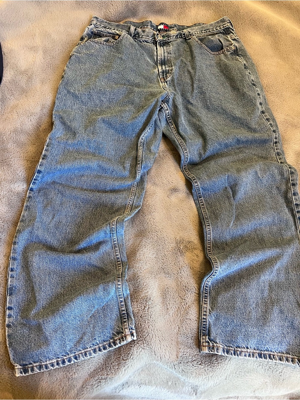 Vintage Men’s Tommy Jeans Straight Relax Fit Iconic Logo Accent Size 40/34 Y2K